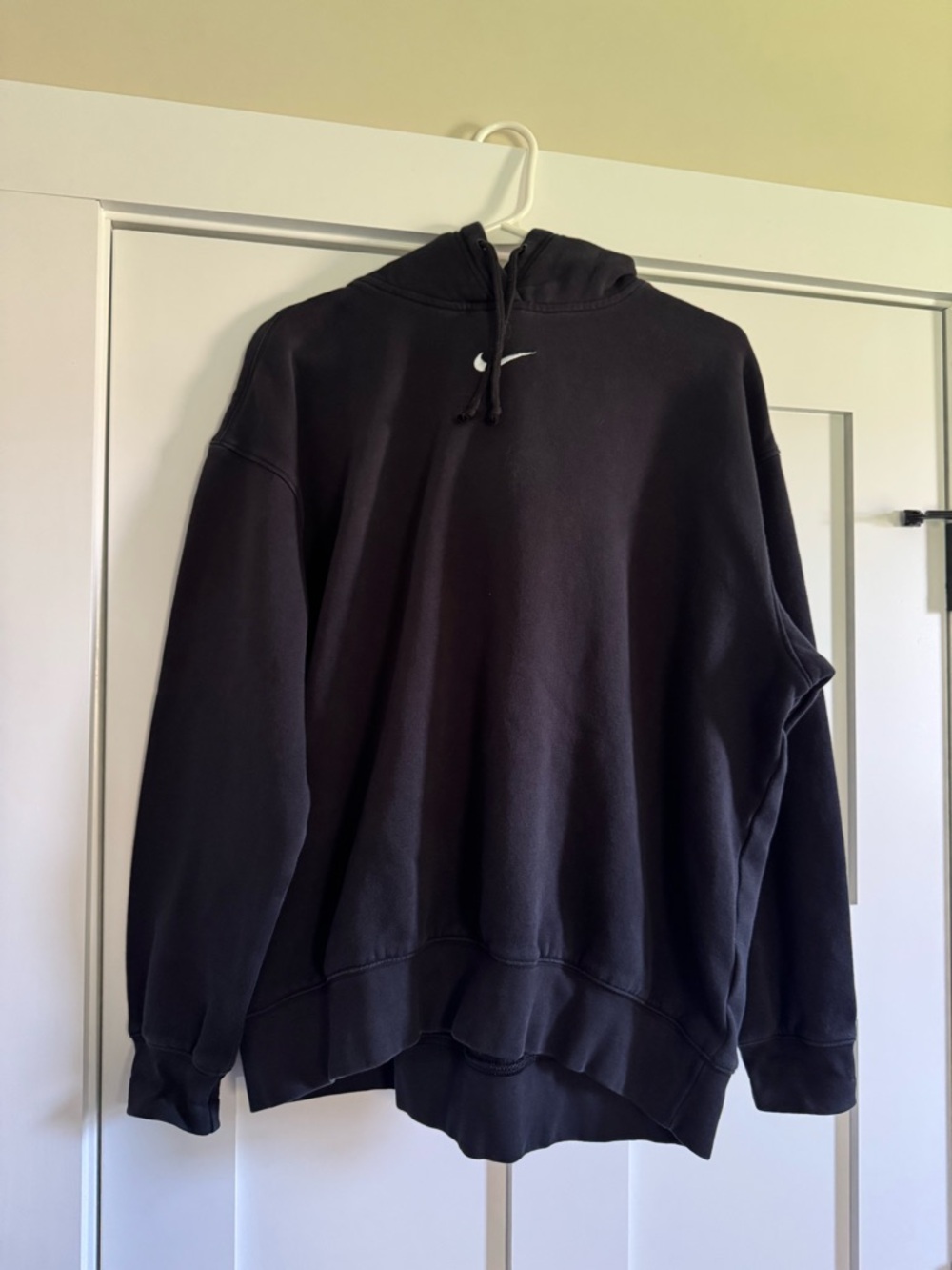 Women’s black Nike sweatshirt